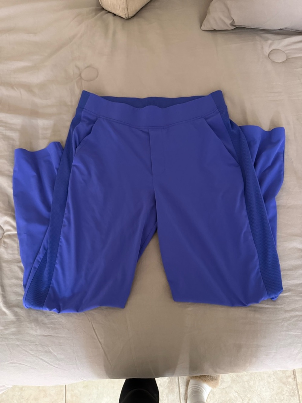 Athleta pants
